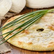 Осетинский пирог с сыром и зеленым луком